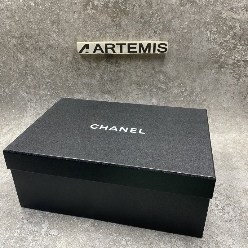 Ch*el 22p trainer white red