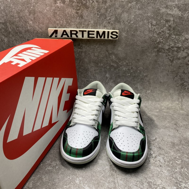 Nike Dunk Low Tartan Plaid