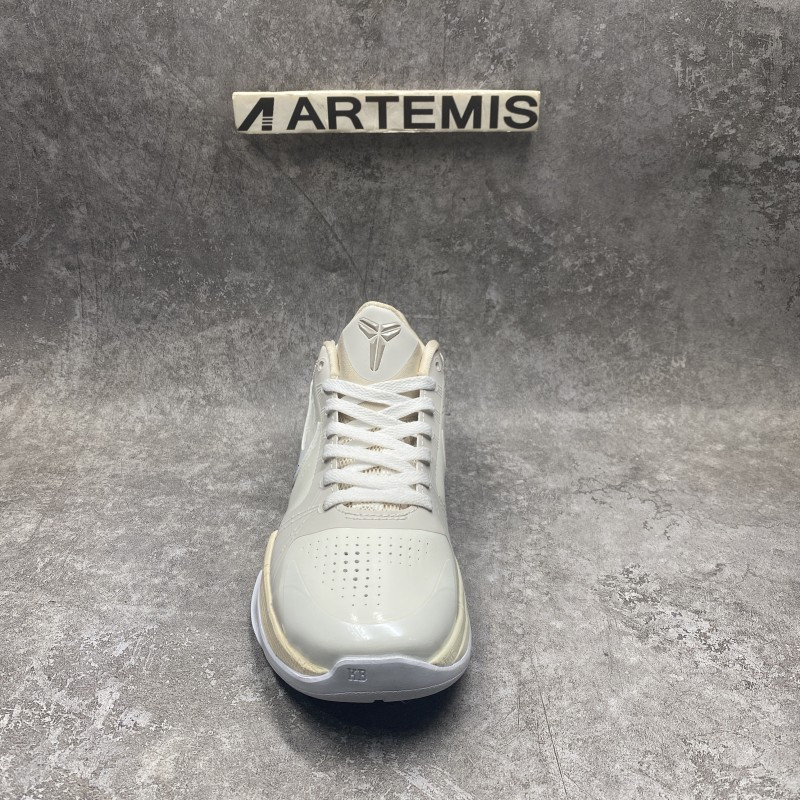 Off-White x Nike Kobe 5 custom by Mamba Concepts