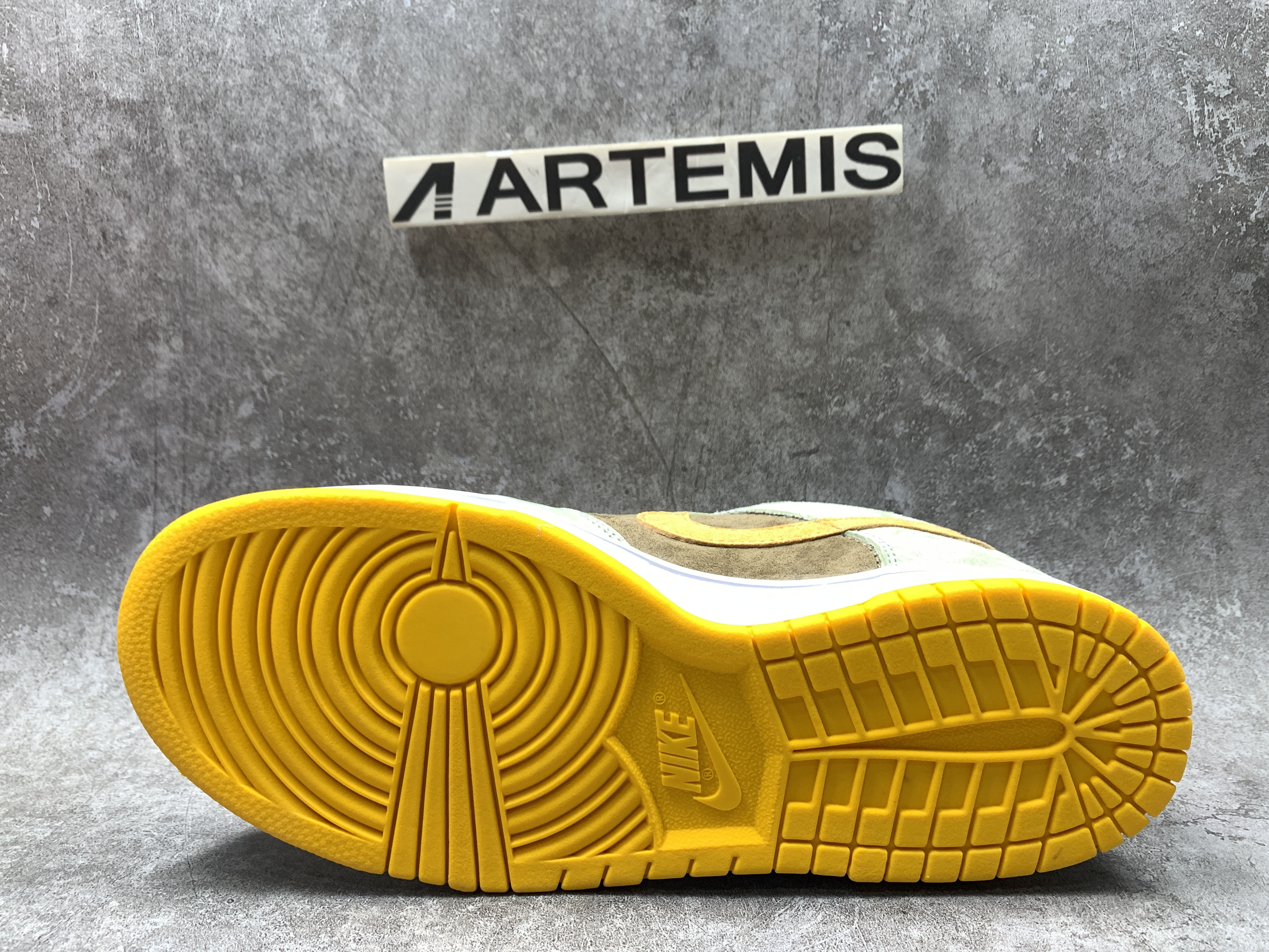 Nike Dunk Low Dusty Olive