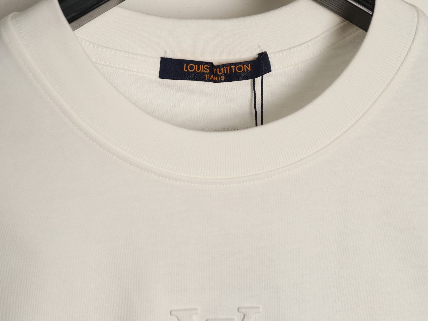 l0*is V*t0n long-sleeved t-shirt
