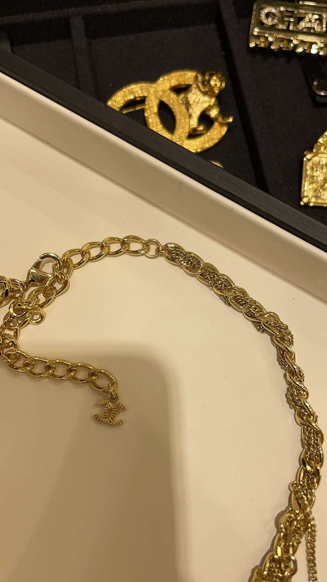 Ch*el necklace