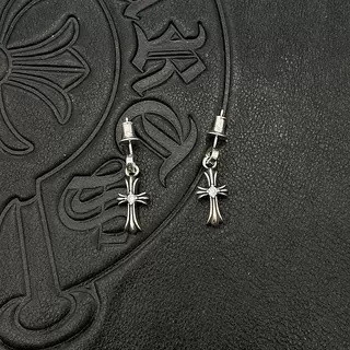 Ch**me He**ts cross earrings