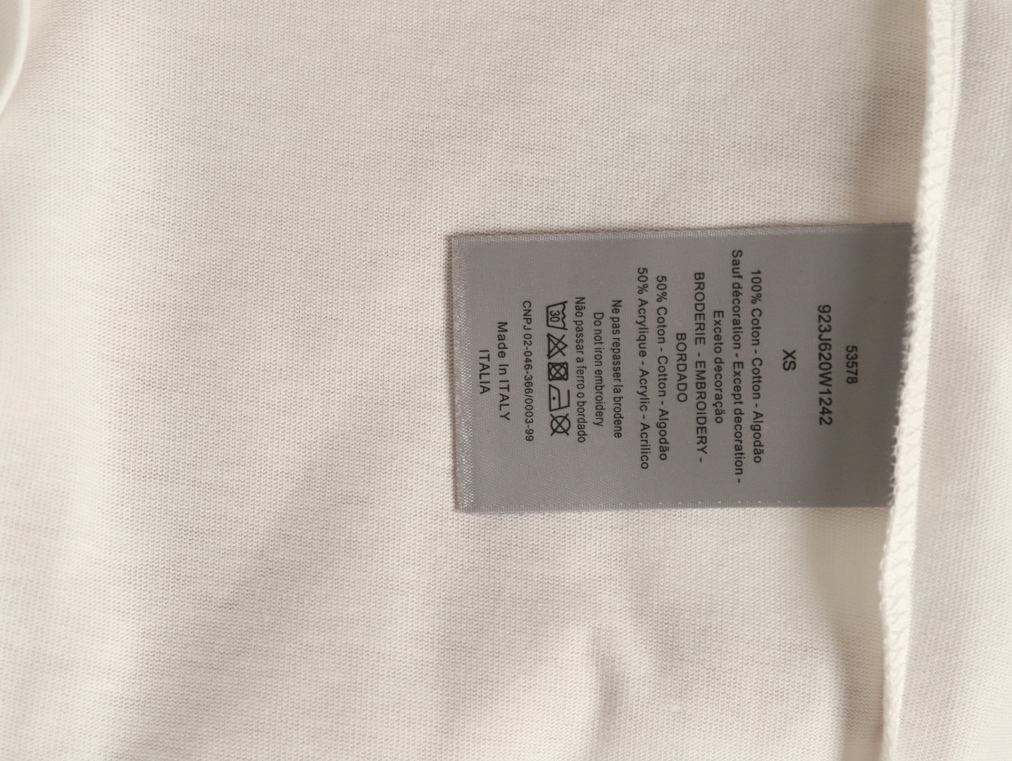 D*or short-sleeved t-shirt