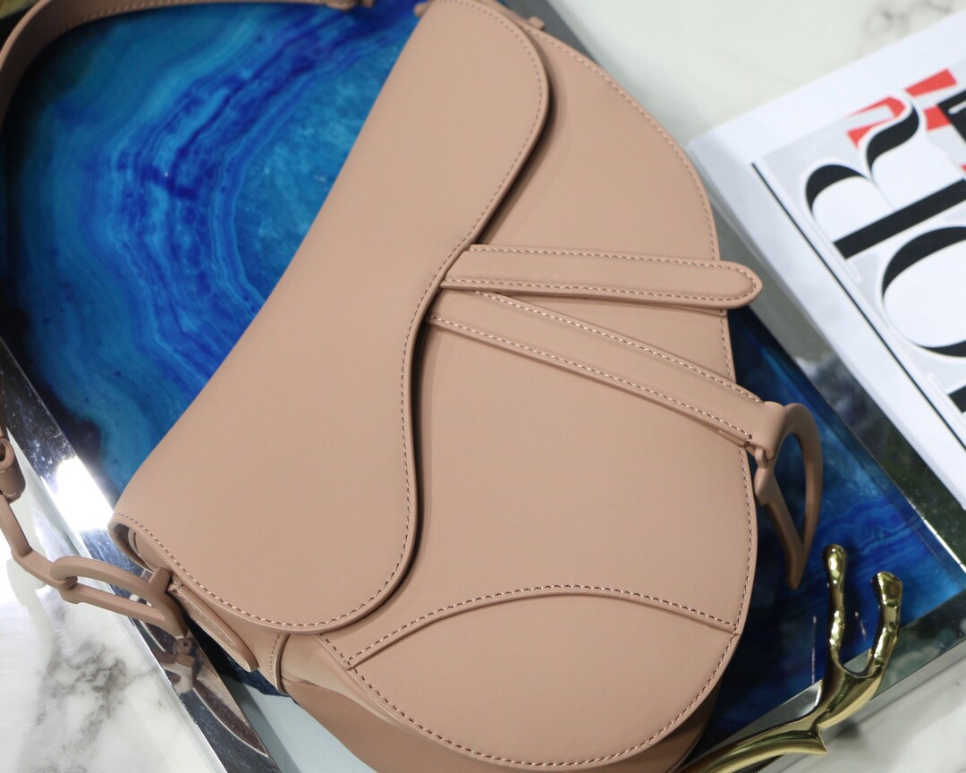 D*0r Saddle Bag Antique Pink Smooth Calfskin 25.5x20x6.5cm