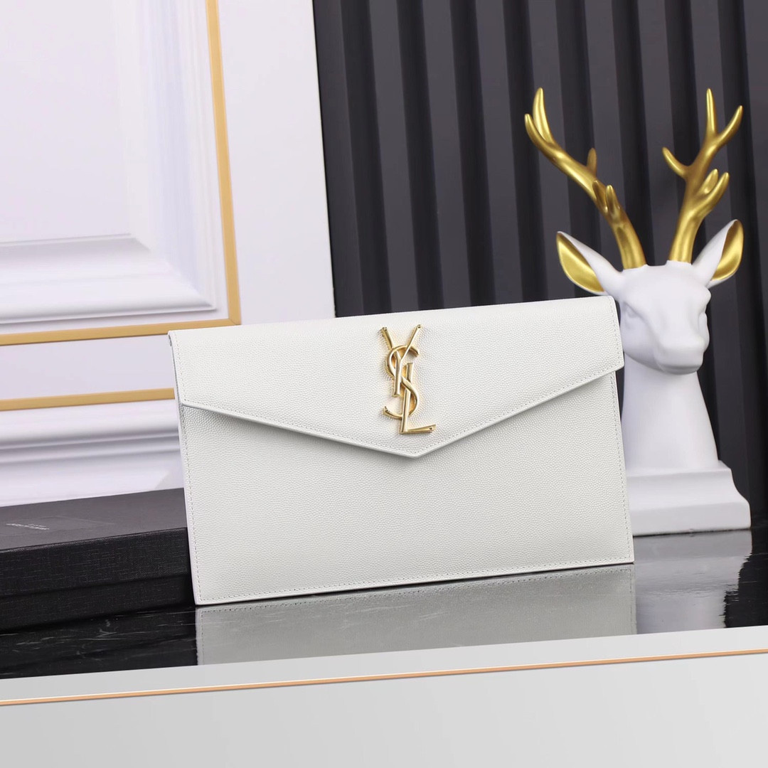 Y*L UPTOWN POUCH IN GRAIN DE POUDRE EMBOSSED LEATHER BLANC VINTAGE 10.6 X 6.2 X 0.7 INCHES
