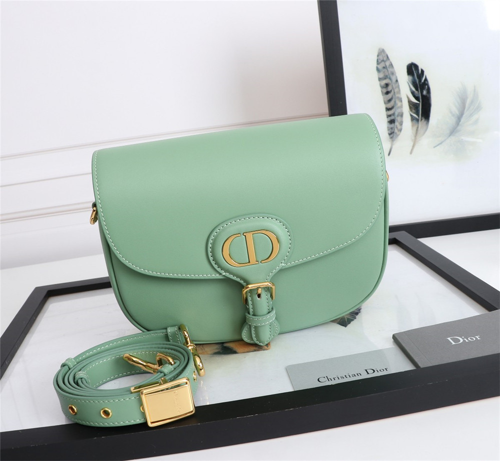 MEDIUM D*0r BOBBY BAG Green Box Calfskin