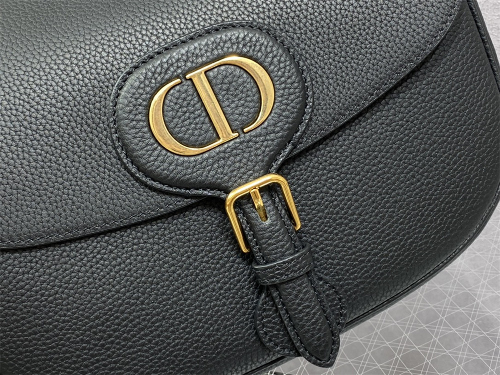 LARGE D*0r BOBBY BAG Black Grained Calfskin