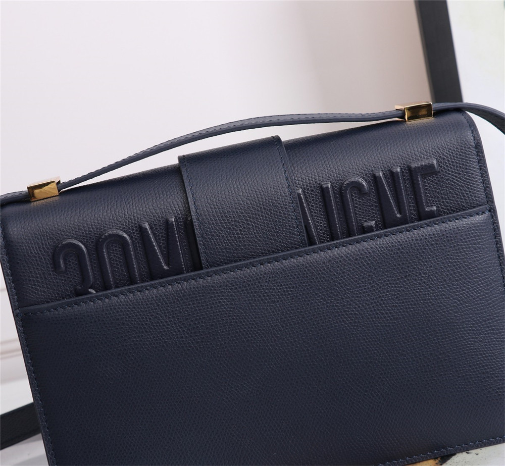 D*or 30 montaigne chain bag grained navy