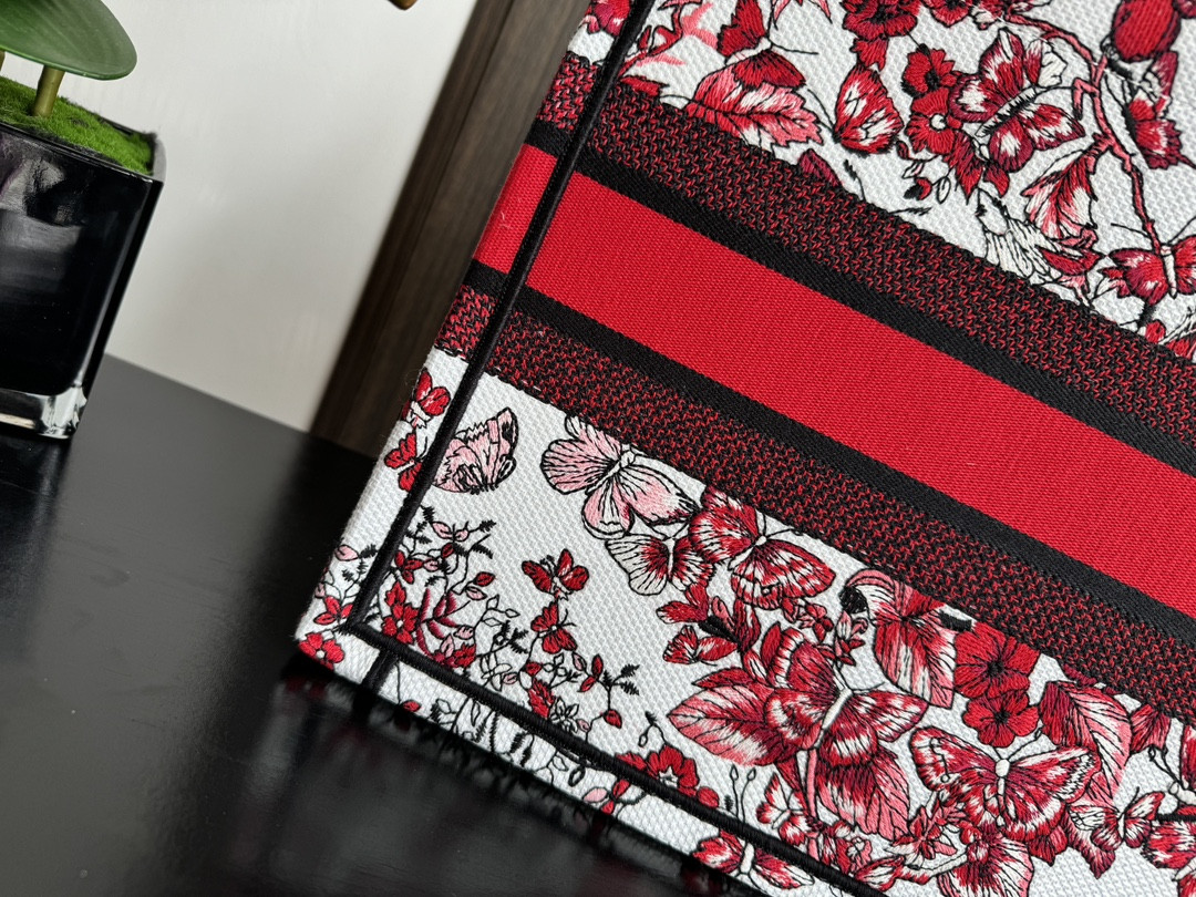 Medium D*0r Book Tote White and Red Le Cœur des Papillons Embroidery 14 x 11 x 6.5 inches