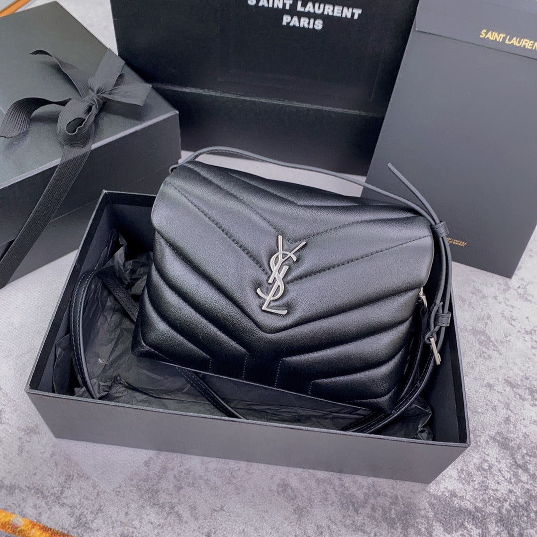 Y*L TOY LOULOU IN QUILTED LEATHER BLACK SILVER 7.9 X 5.5 X 3 INCHES