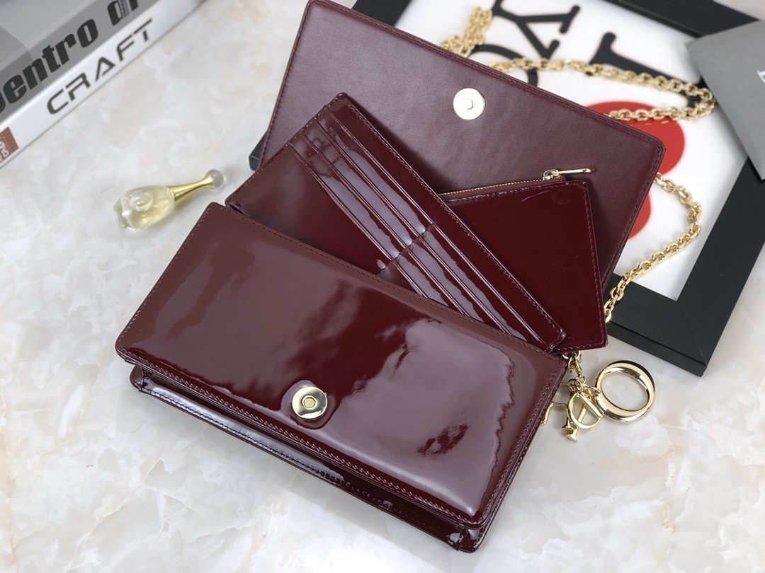 Lady D*0r Pouch Red Patent Cannage Calfskin 8.5 x 4.5 x 1 inches
