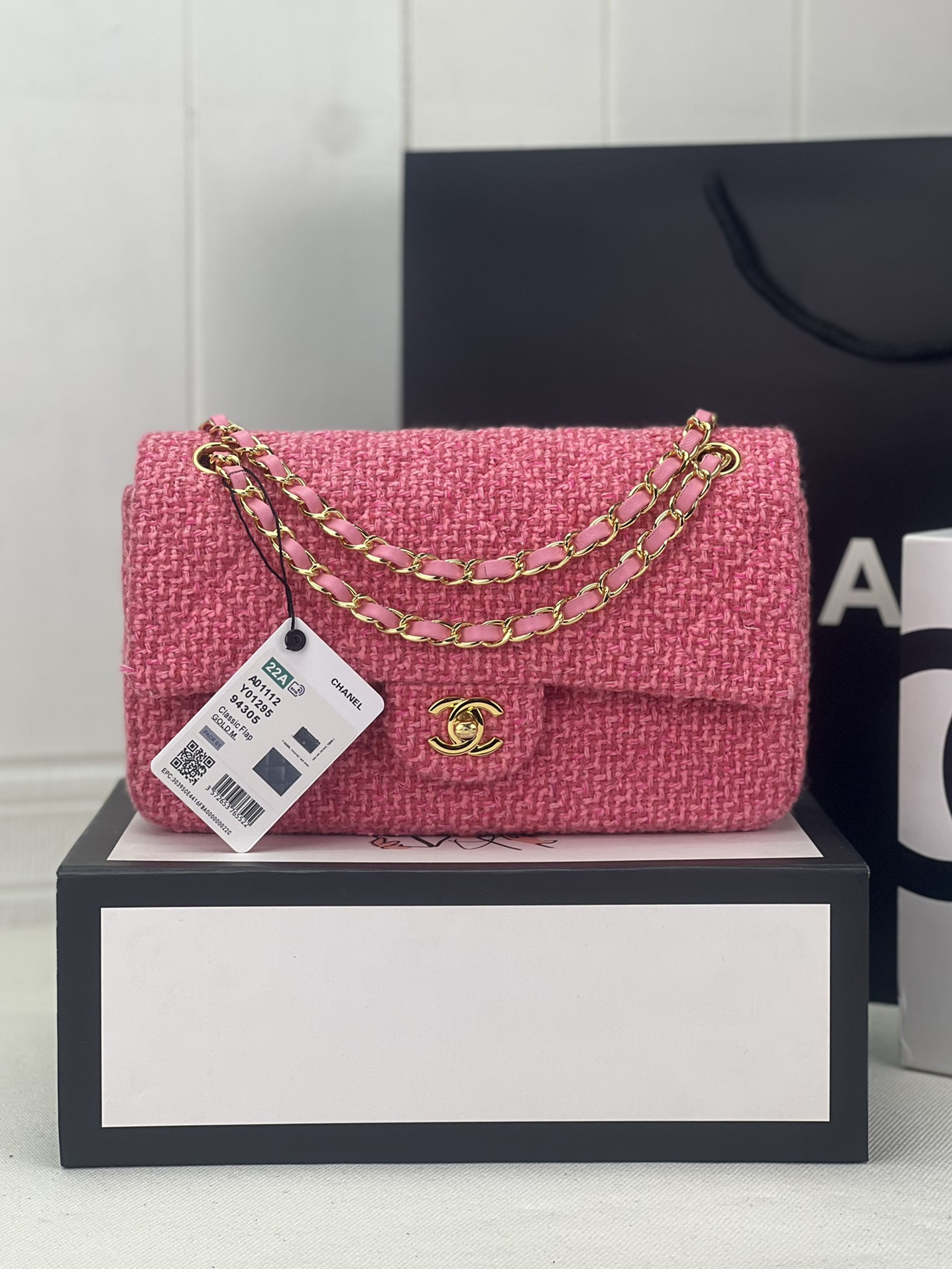 Ch*el CLASSIC 11.12 HANDBAG Tweed & Gold-Tone Metal   6 × 9.9 × 2.5 in