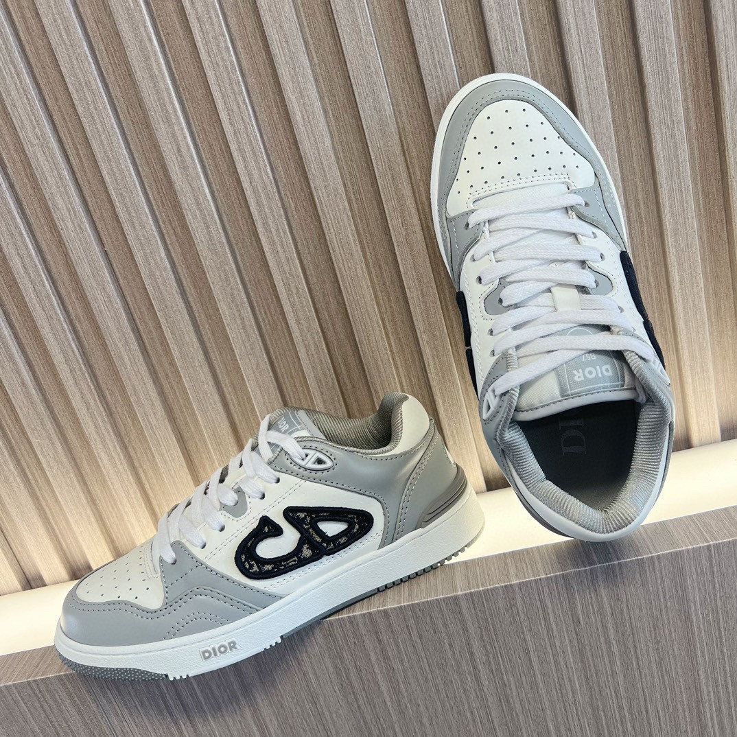 UA D*0r B57 Low-Top Sneaker Gray and White