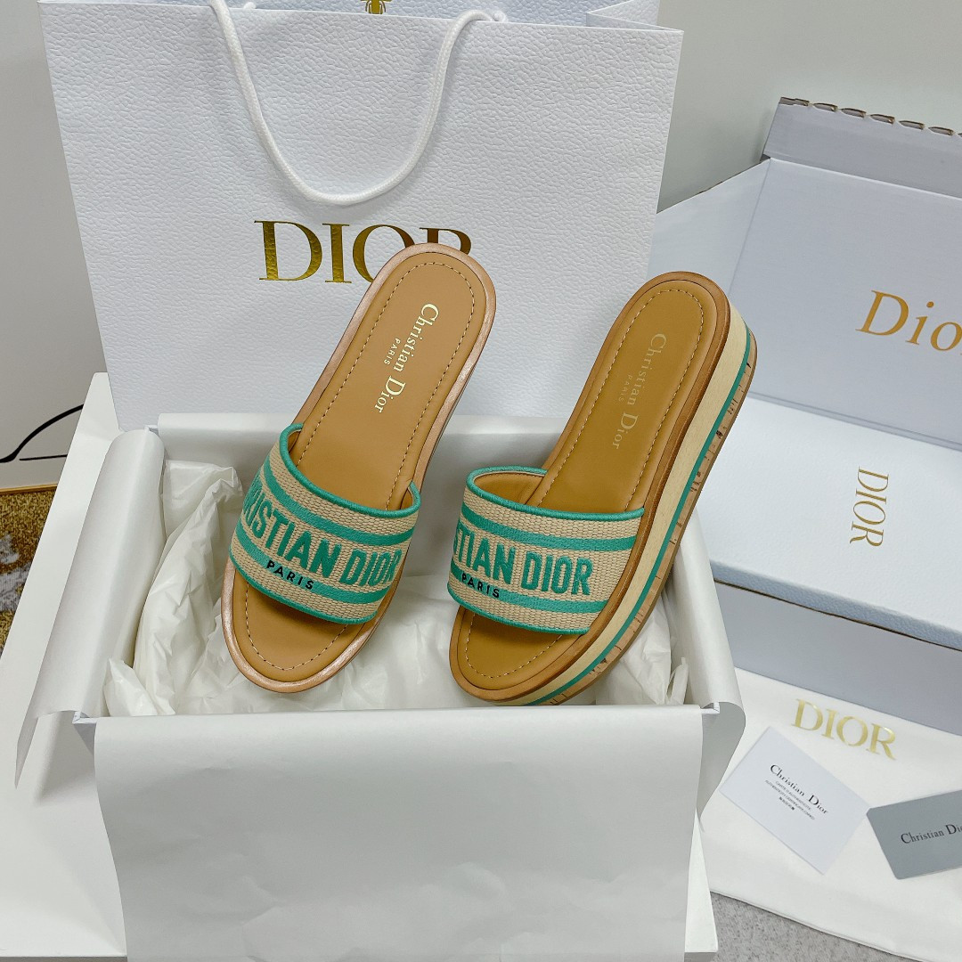 UA D*0riviera Dway Platform Slide