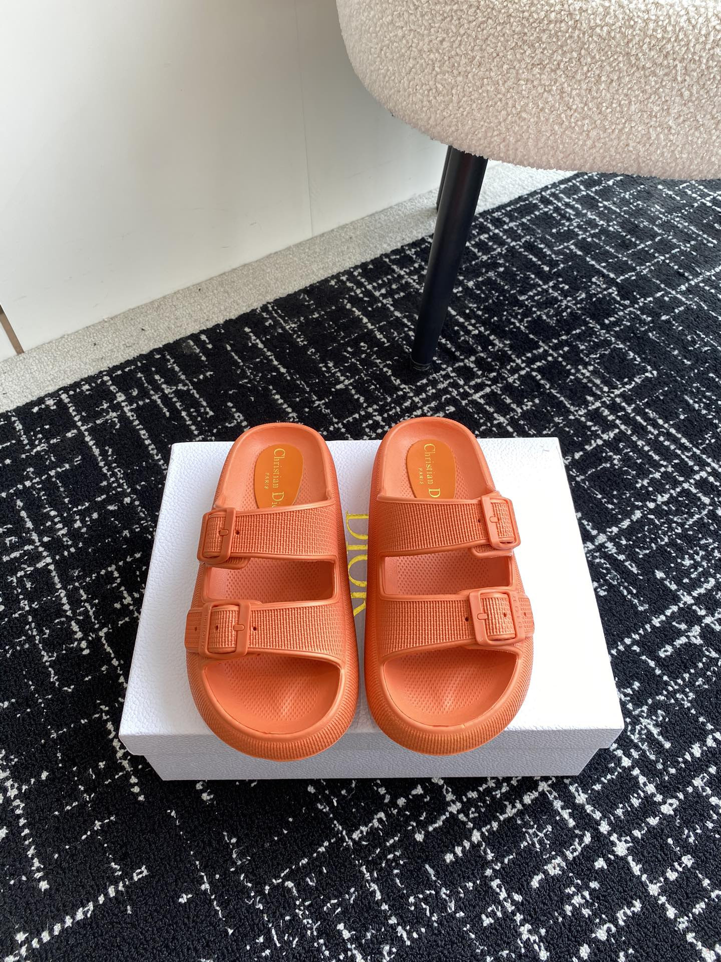 UA D*0r Slide