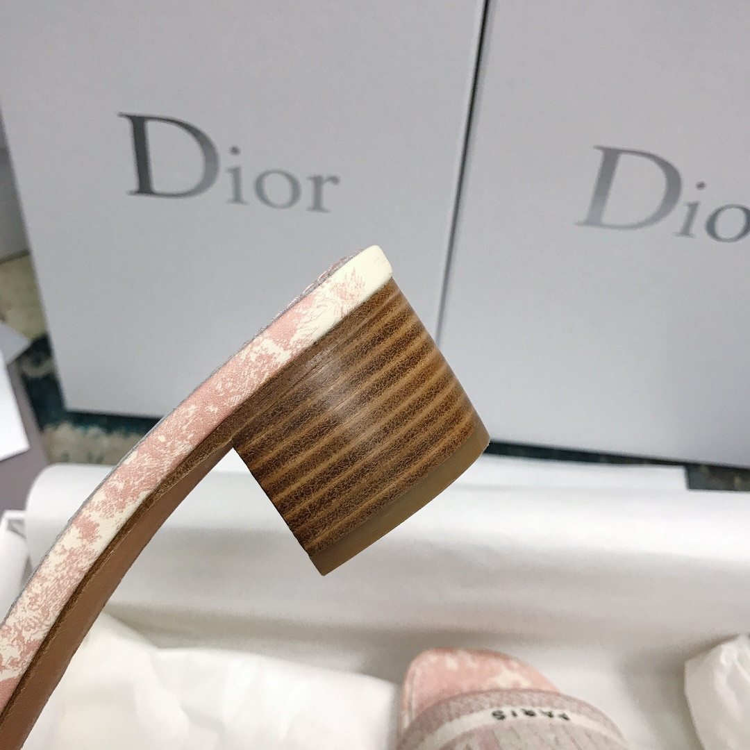 UA D*0r Dway Heeled Slide