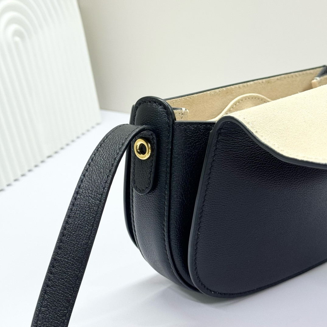 L**o p*ana mini ghiera bag 18x13x7 cm