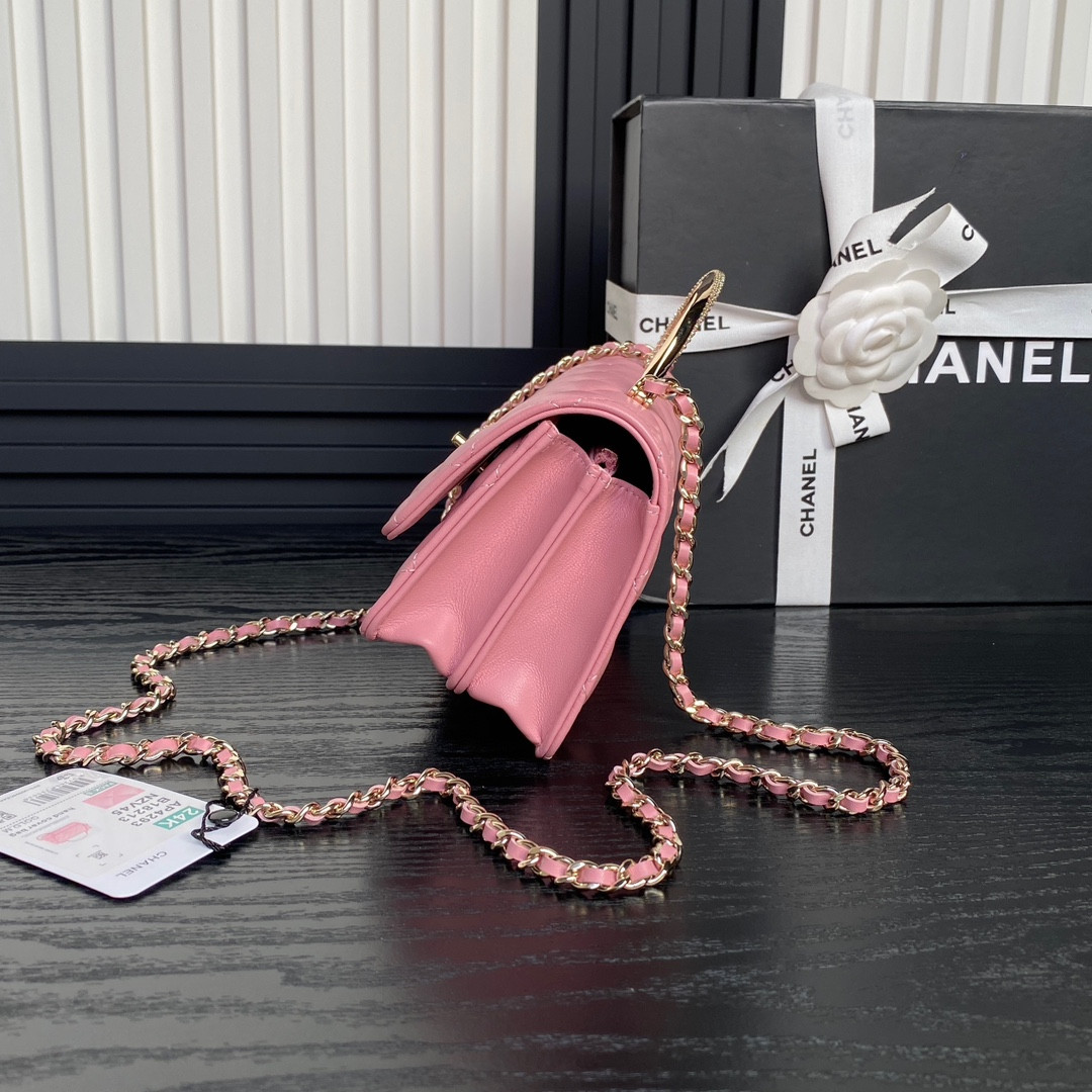 Ch*el Clutch With Chain   19cm