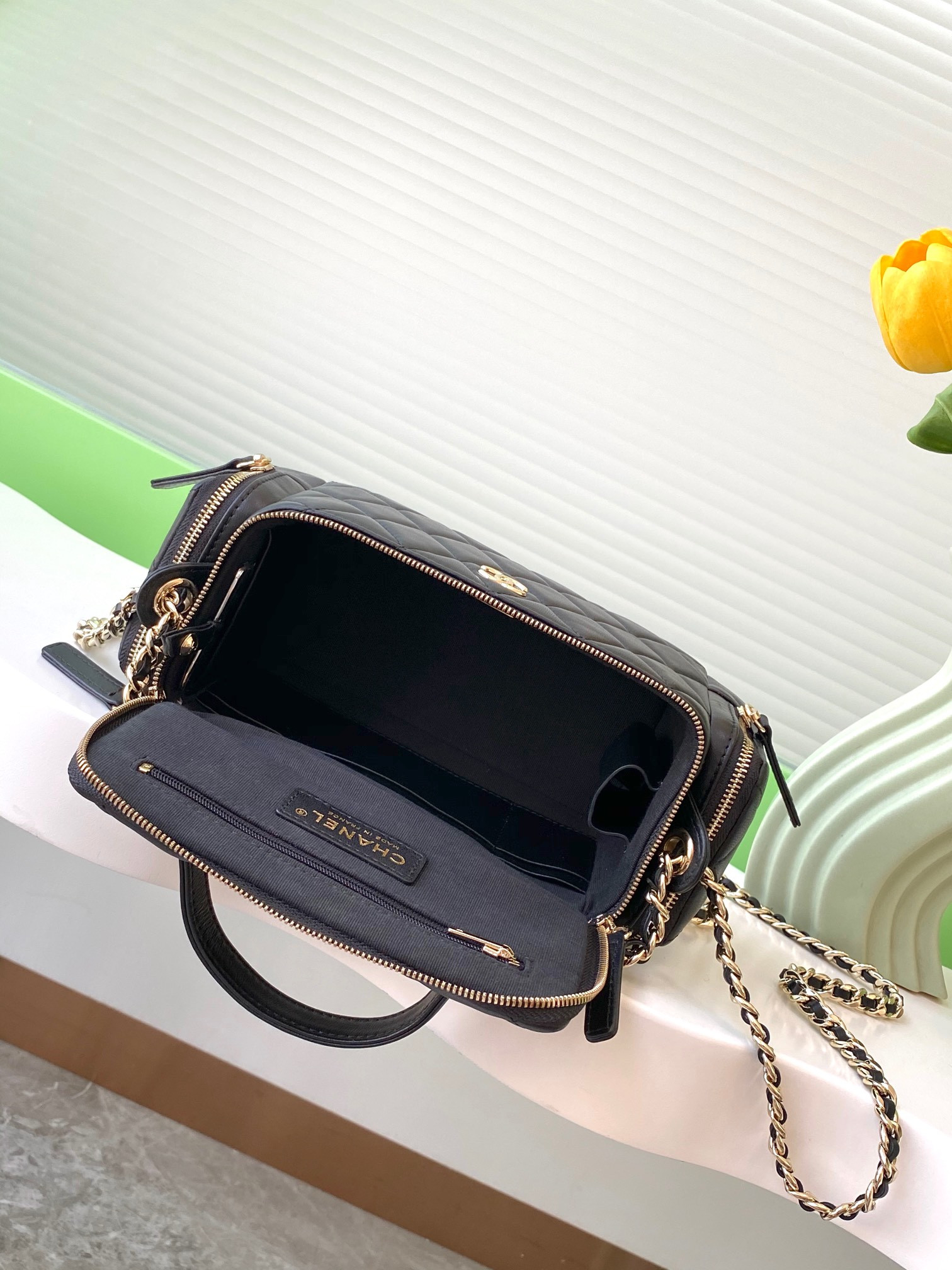 Ch*el Vanity Case 14x23x9cm
