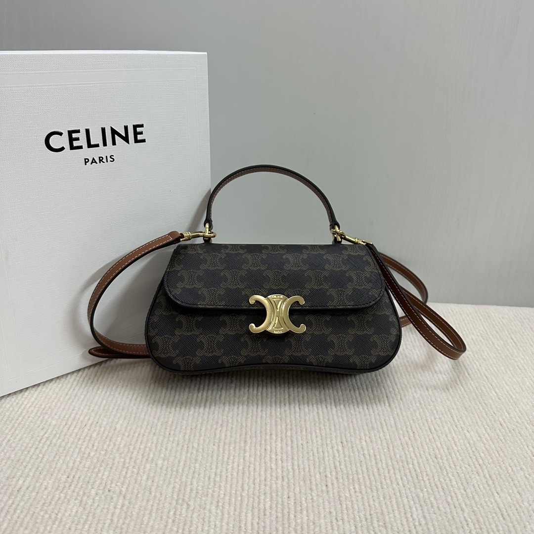 Ce**e TEEN Ce**e LOLA in Triomphe Canvas and Calfskin 20x11.5x5cm