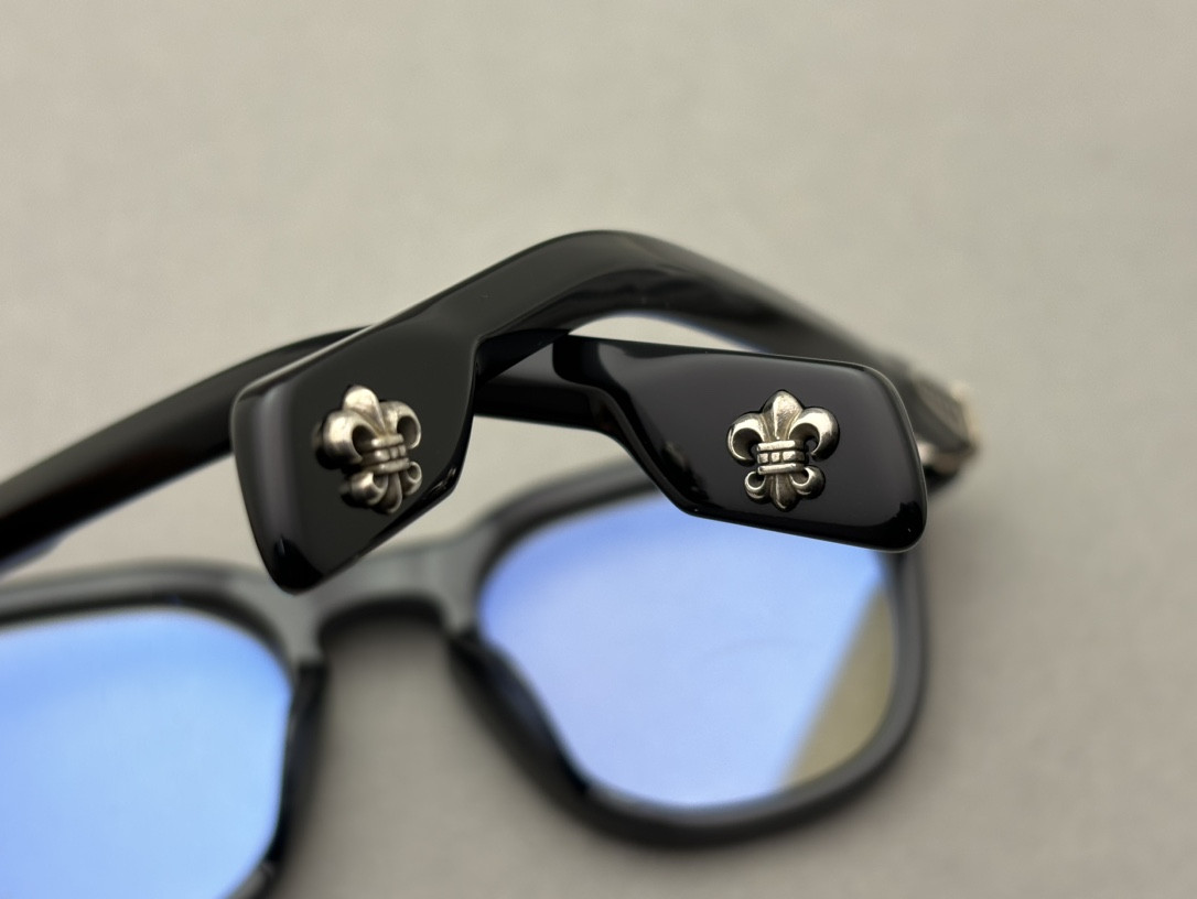 Ch**me He**ts glasses bkgp 49-23-141
