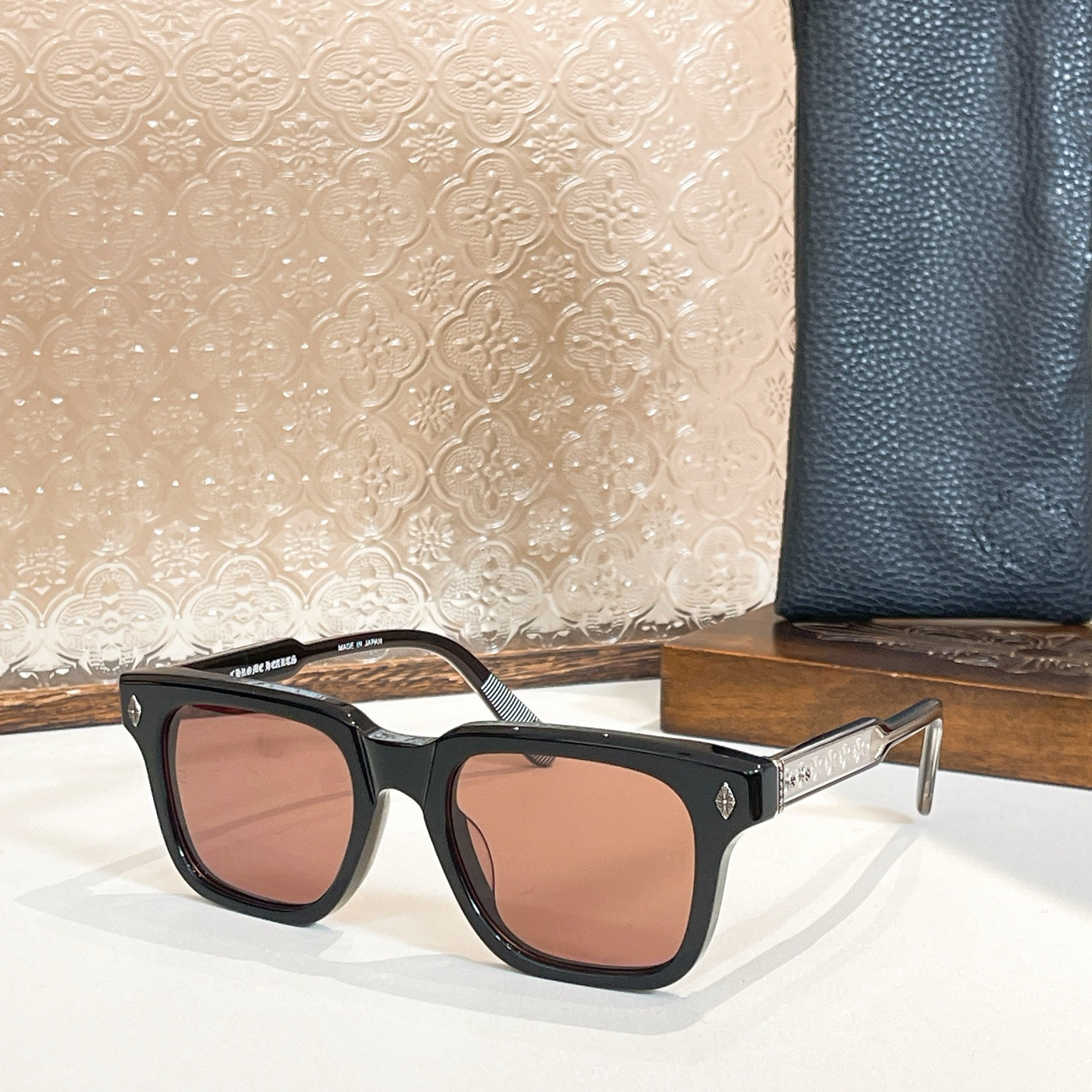 Ch**me He**ts glasses ambidixtrous 52-19-150