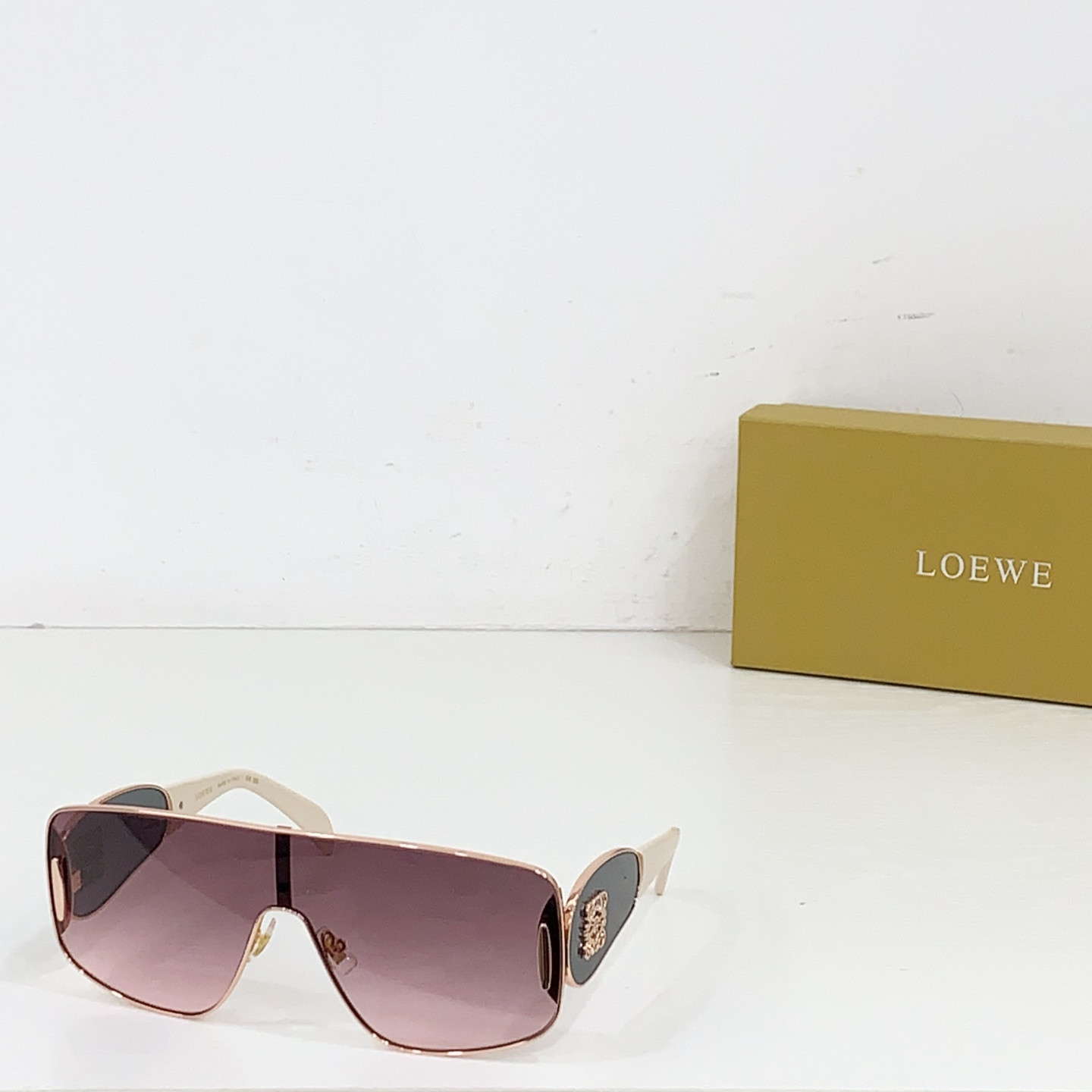 L0ew* glasses lw5094s 141-0-142