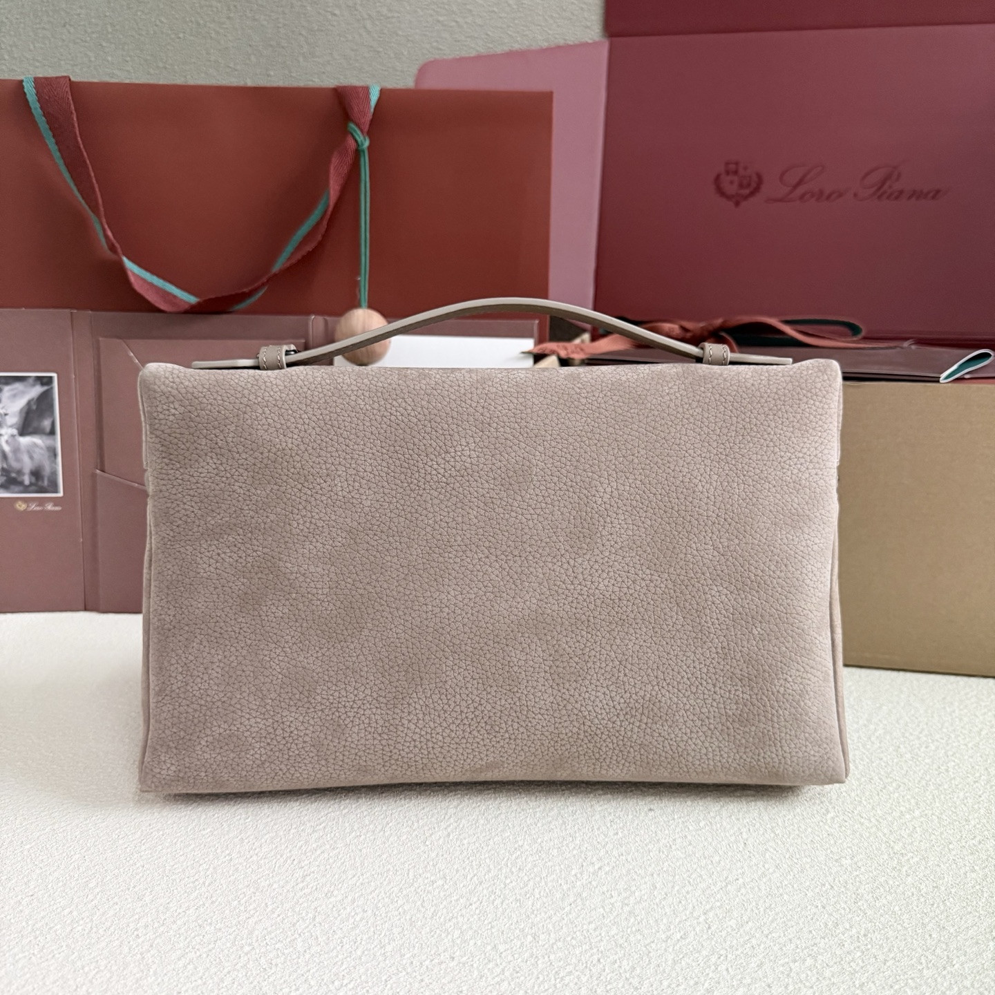 L**o p*ana Extra pouch L29 29x18x5cm
