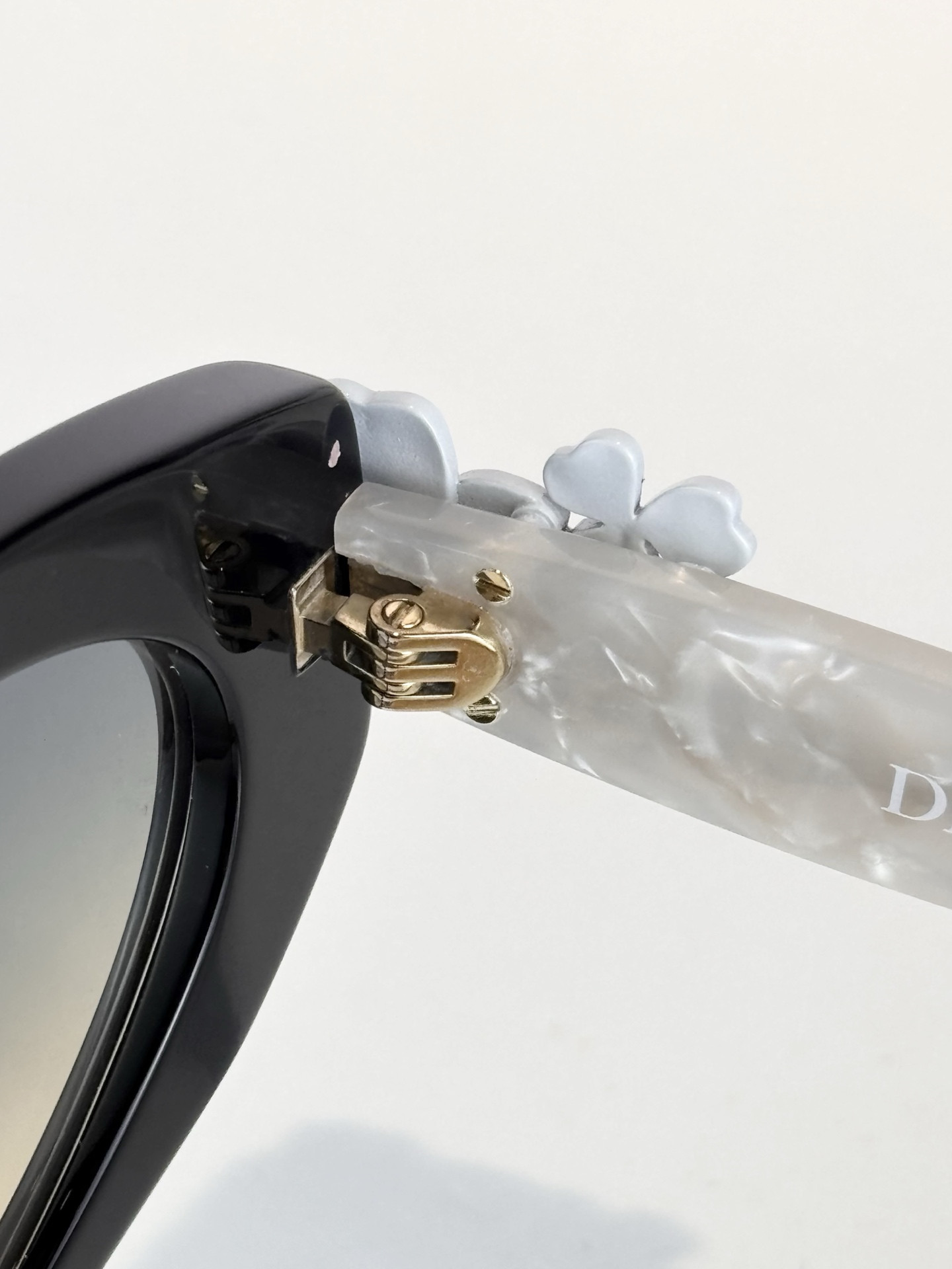 D*or glasses D*orclover b1f 54-19-140