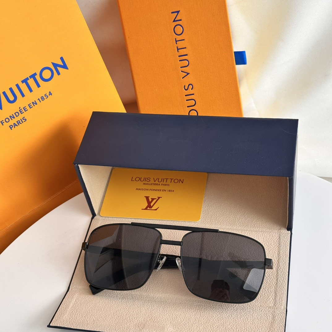 LV Glasses Z0259U