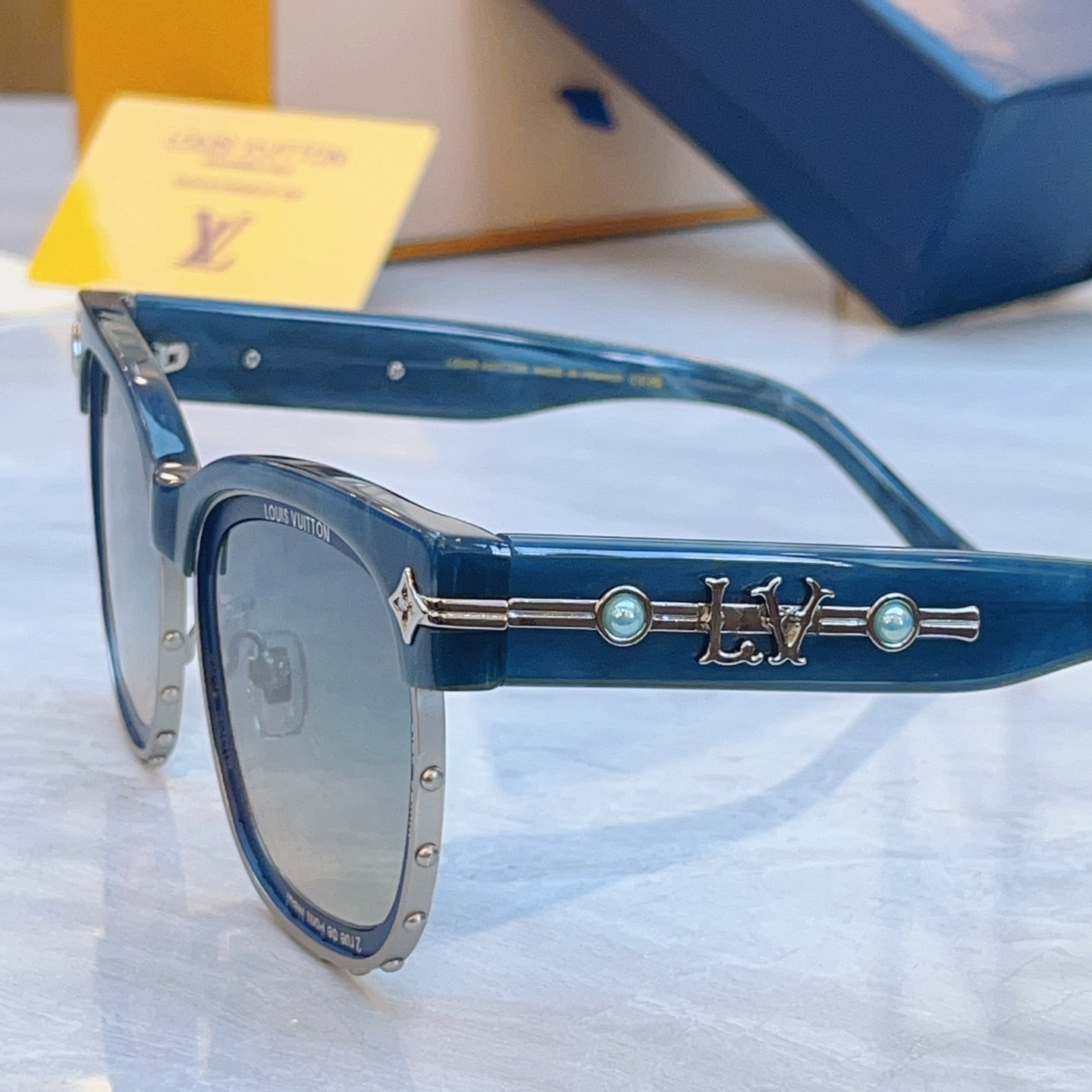 LV Glasses Z2022U 53-21-140