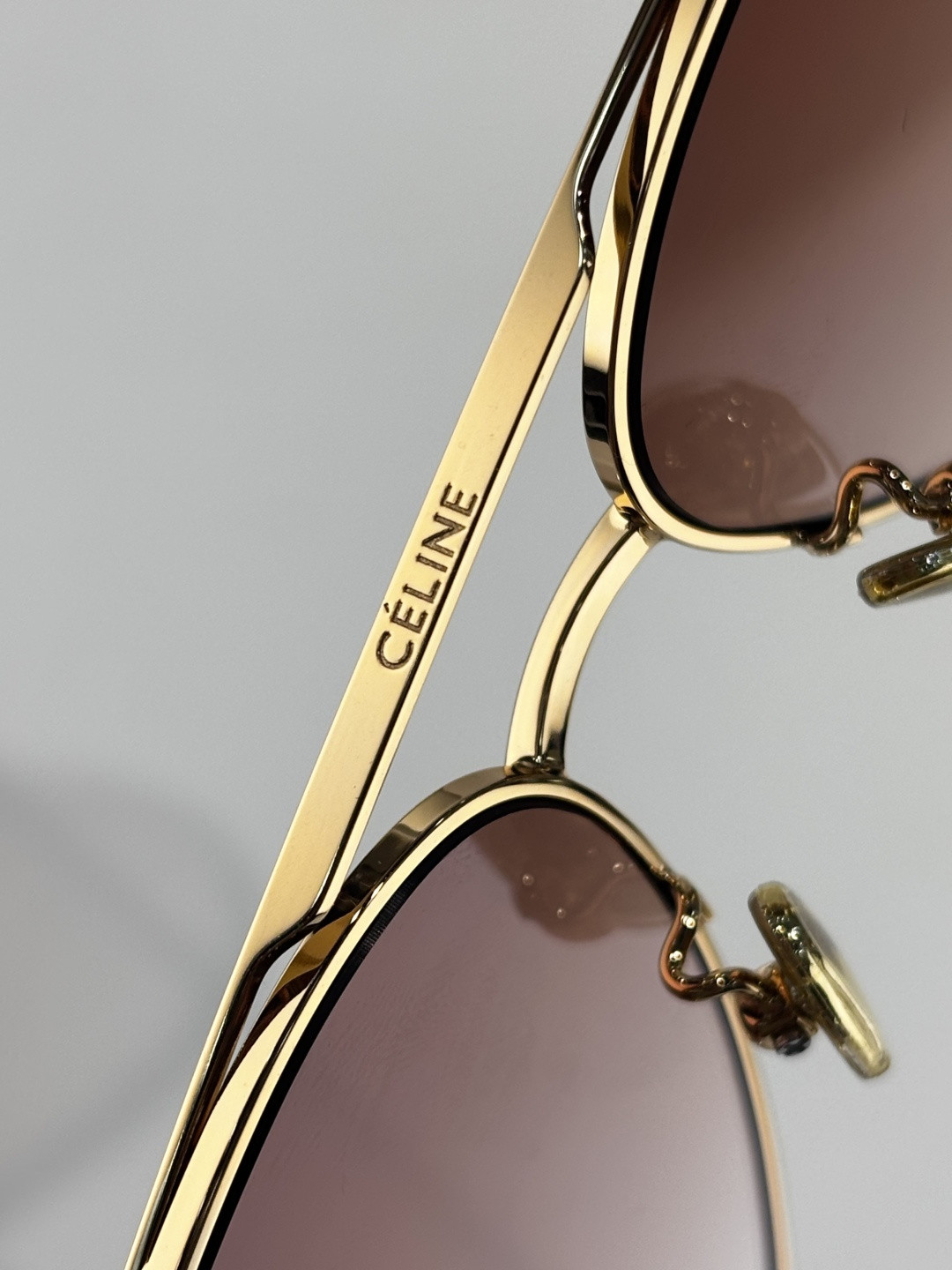 Ce**e aviator sunglasses cl40062 61-12-145