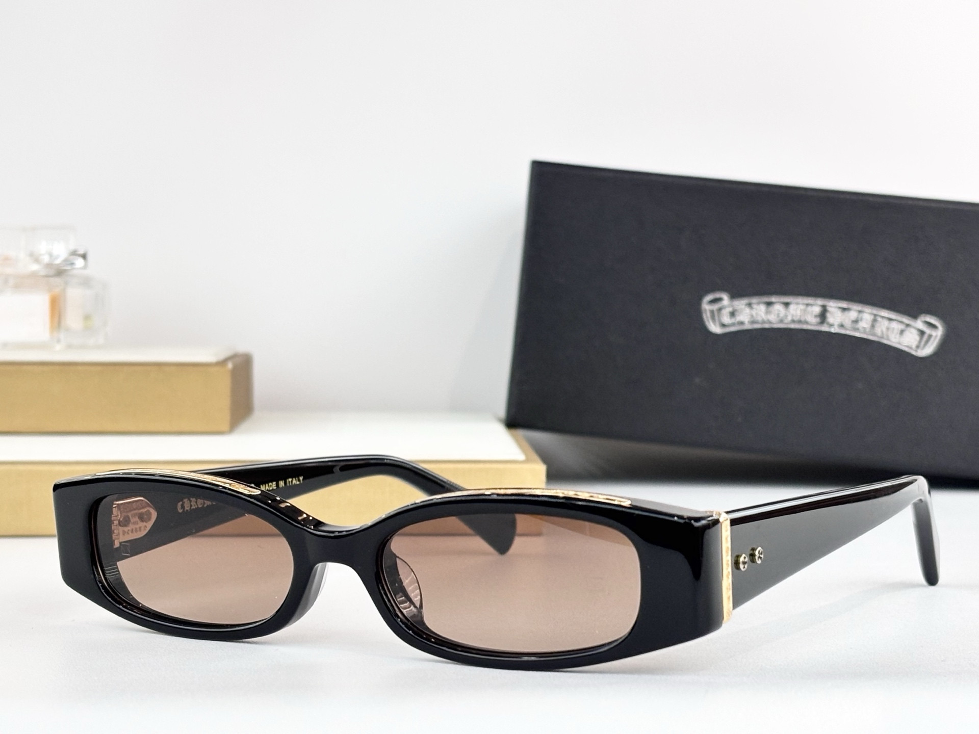 Ch**me He**ts glasses lord n 52-17-148