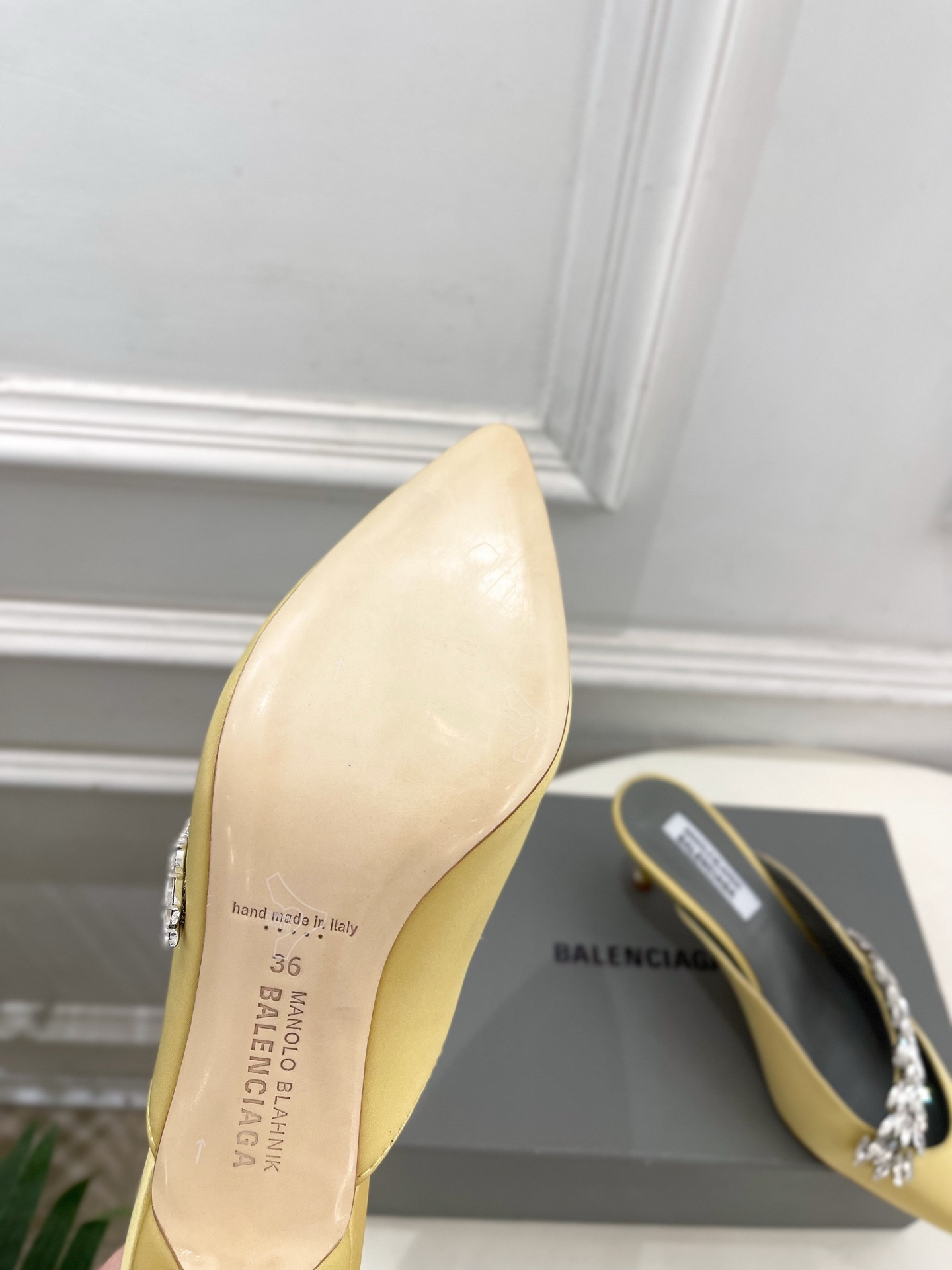 ua ba*len*cia*ga x ma*n010 B1ah*ik mule 5.5cm heel