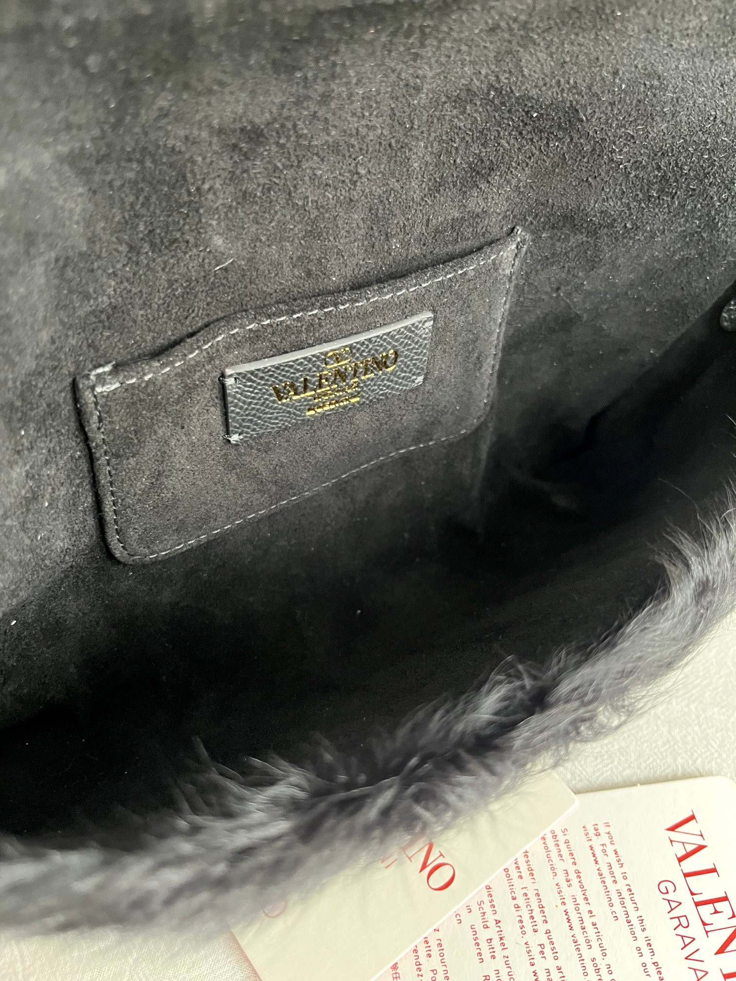 Va1e*ntin0 garavani devain small shoulder bag 23.5x12x3cm