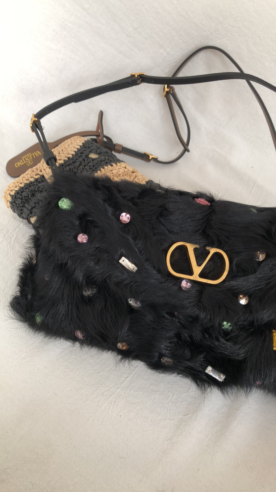 Va1e*ntin0 garavani devain small shoulder bag 23.5x12x3cm
